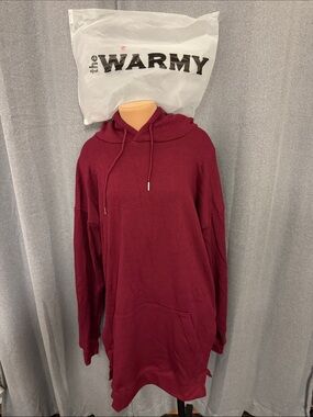 The Warmy Women's Burgundy Hooded Pullover Sweatshirt